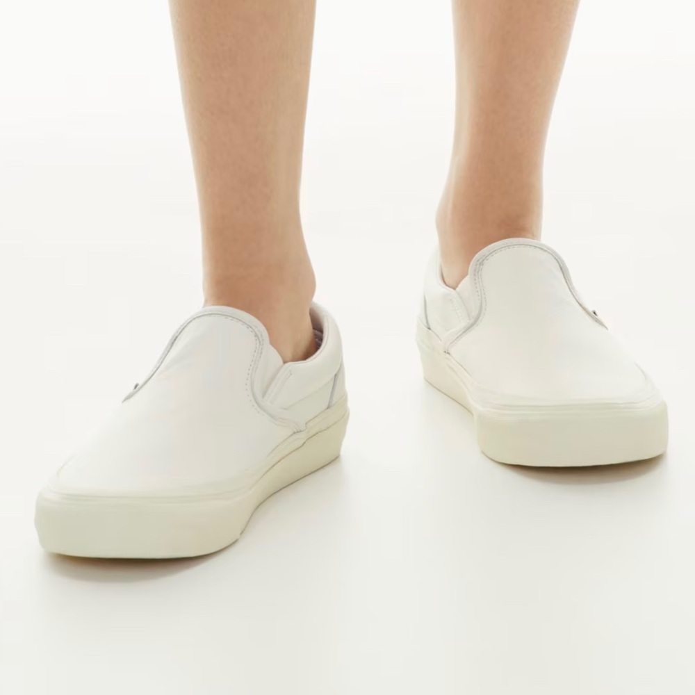 Vans x Aritzia leather Classic Slip-On 98 DX - Off White - Picture 11 of 11